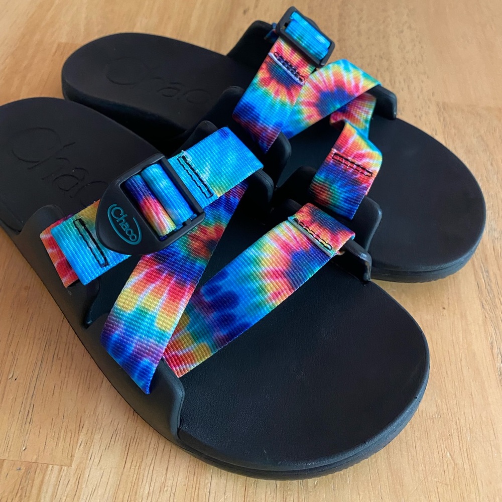 Chaco tie dye Chillos Slide size 10